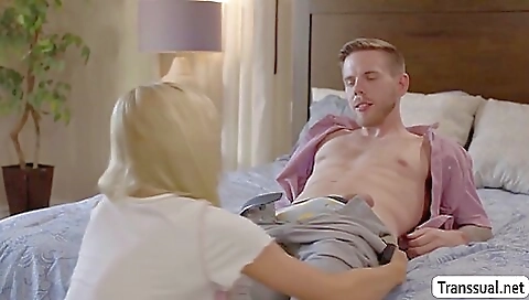 Slender blonde beauty britney kade is the most seductive beauty