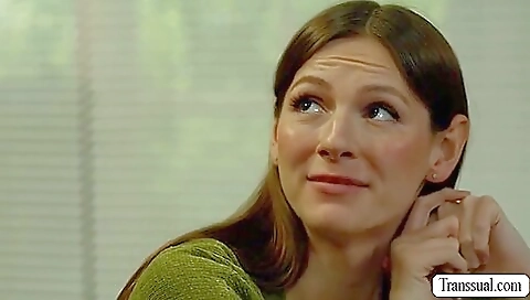 Bareback and deepthroat threesome with a brunette girl