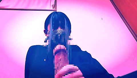 Japanese amateur beauty with a nice figure spreads her legs